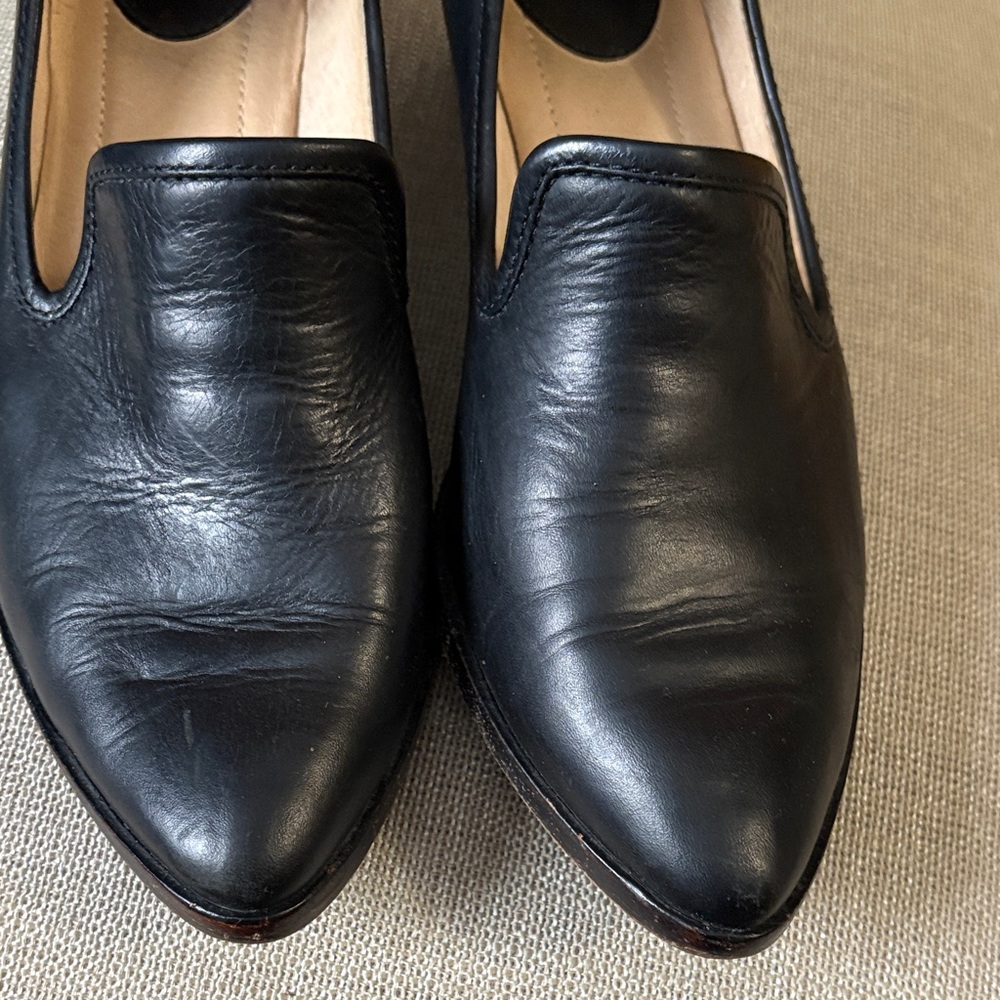 Frye Classic Black Leather Point Toe Flat Loafers - Picture 3 of 9